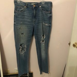 High waisted ripped jeans